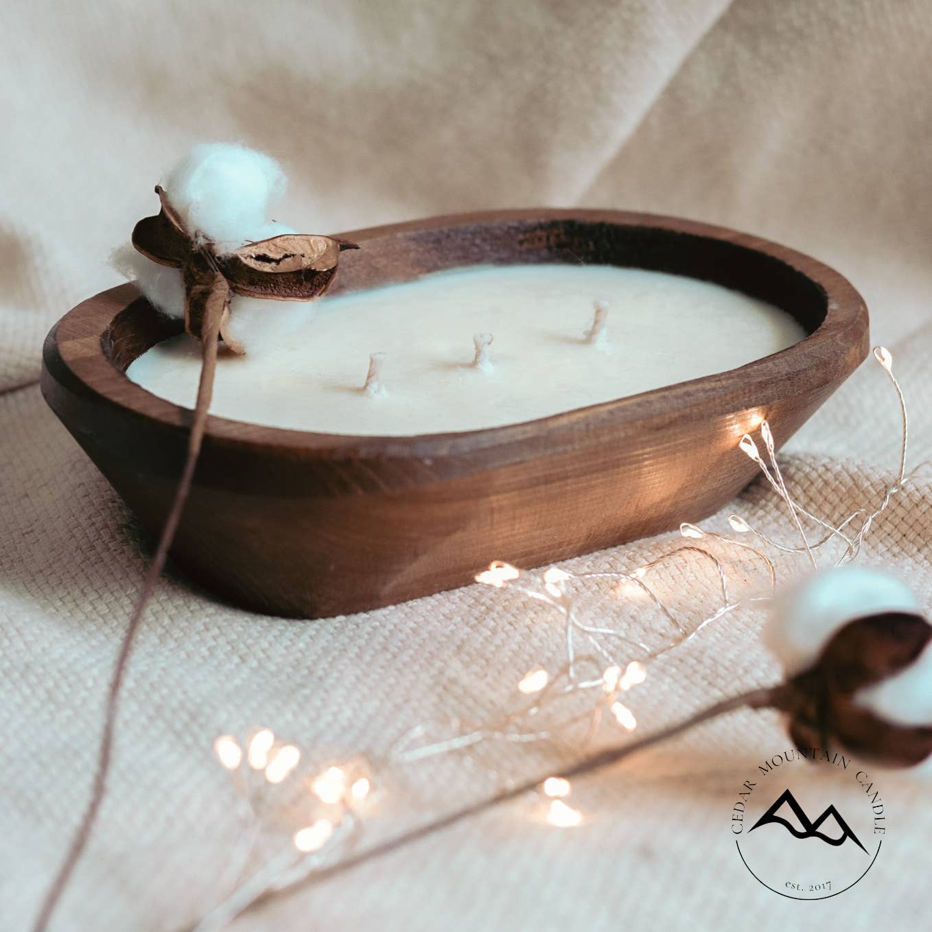 SPRING & SUMMER: 3 Wick Natural Wood Dough Bowl Soy Candle: Vanilla Bean Nectarine