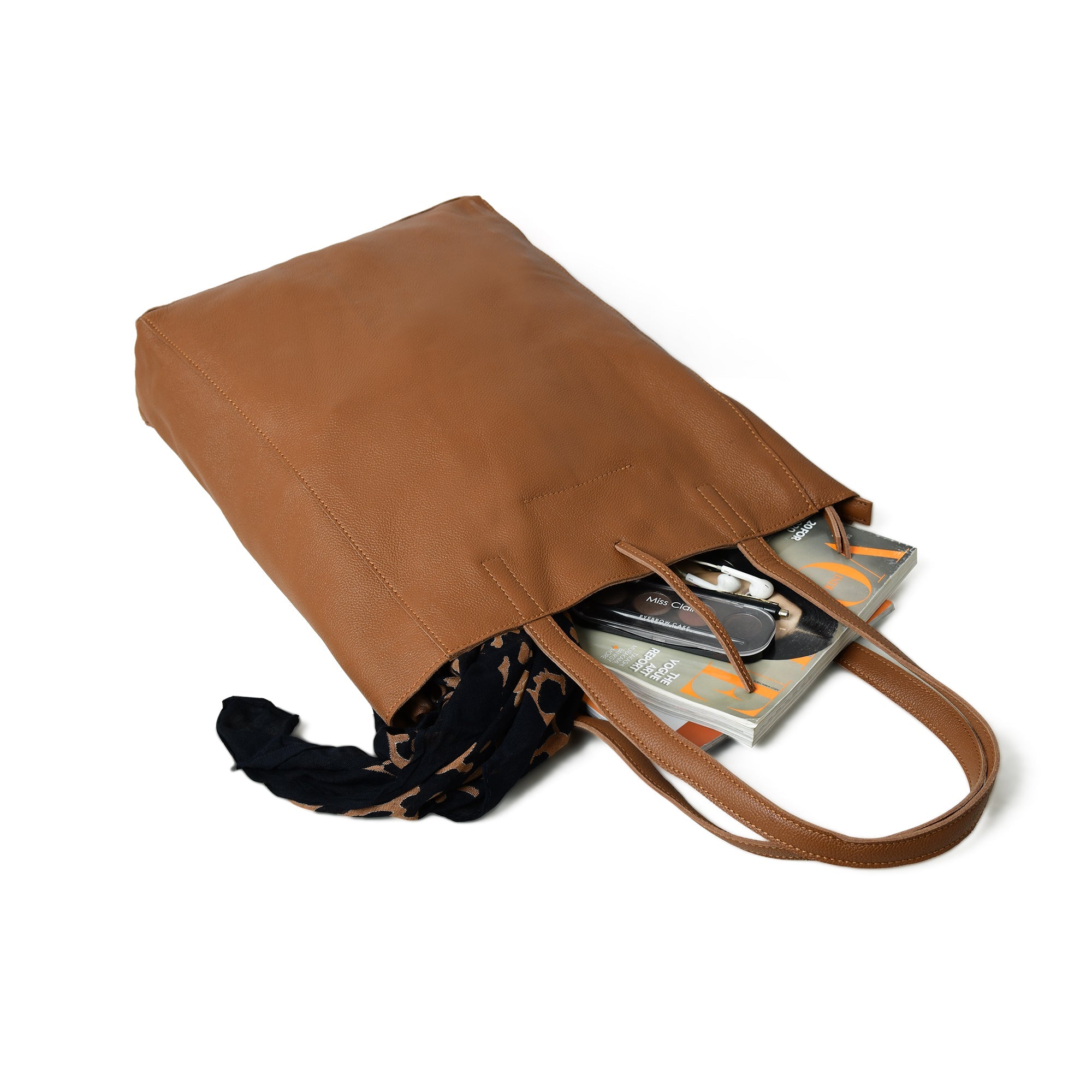 Café Chic Women's Leather Tote Bag — product image