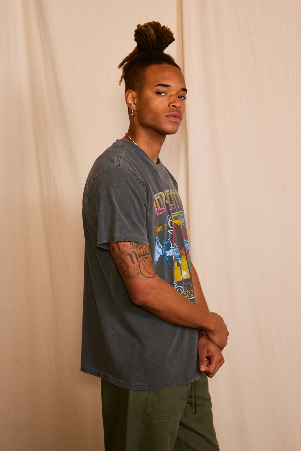 Led Zeppelin Inglewood Sunkissed Men's Gray Tee — product image