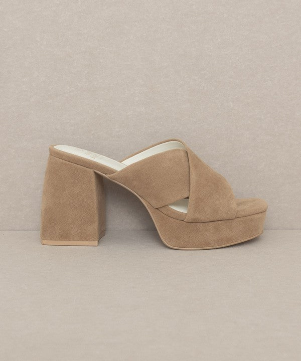 Oasis Society Carmen - Chunky Platform Mule Heel — product image