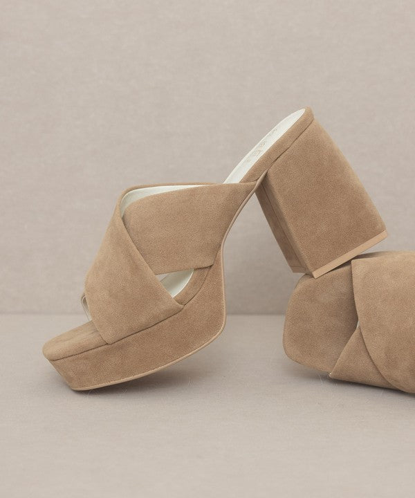 Oasis Society Carmen - Chunky Platform Mule Heel — product image