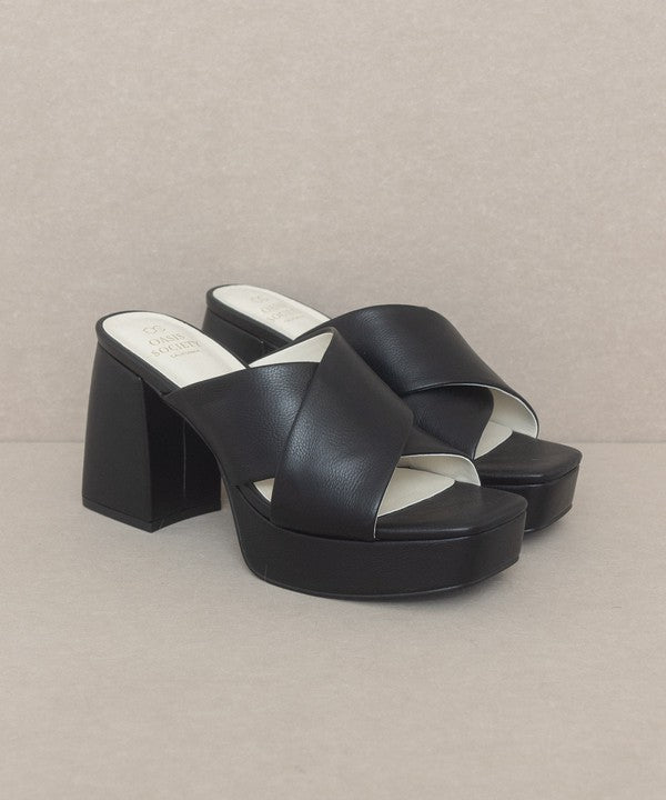 Oasis Society Carmen - Chunky Platform Mule Heel — product image