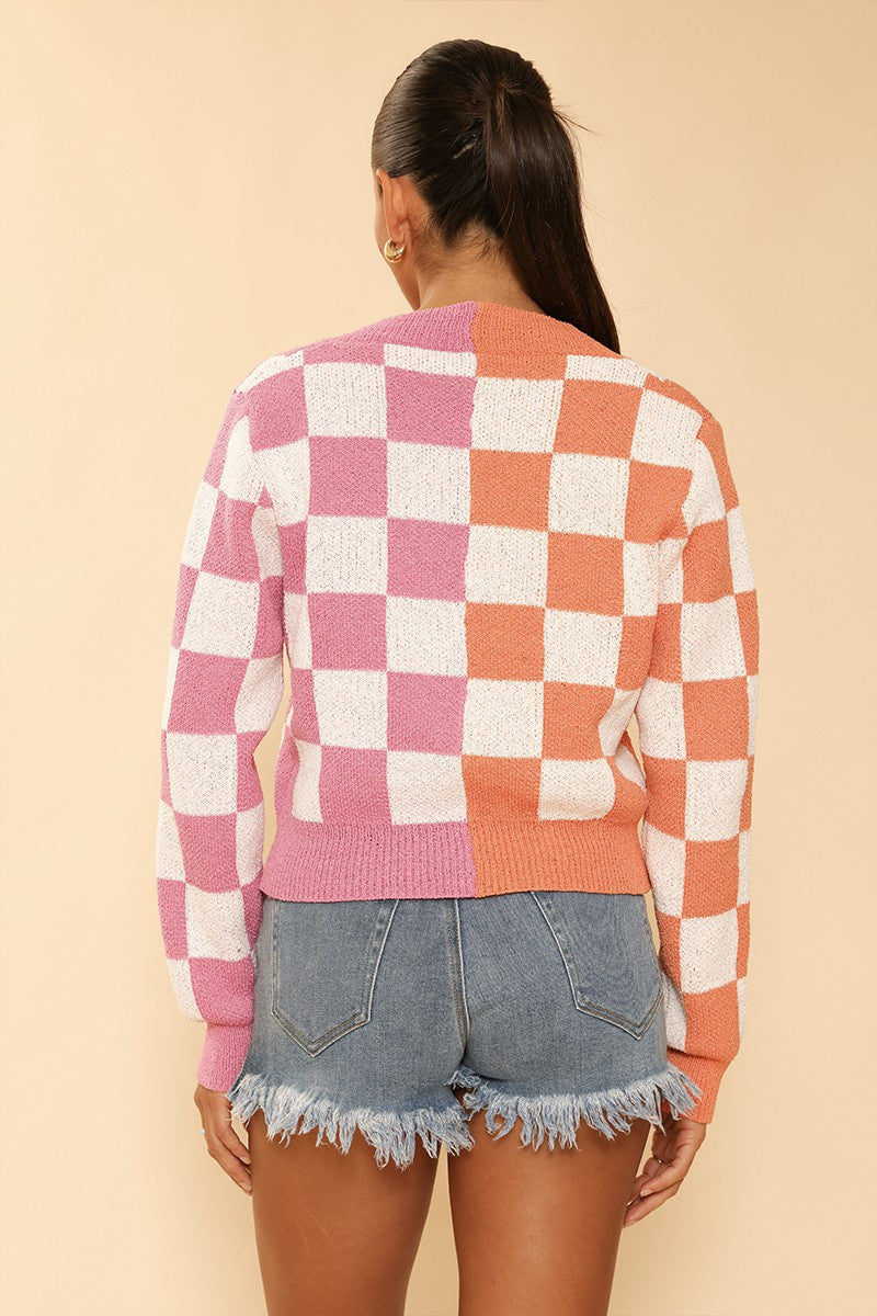Two tone checkered cropped knit cardigan — product image