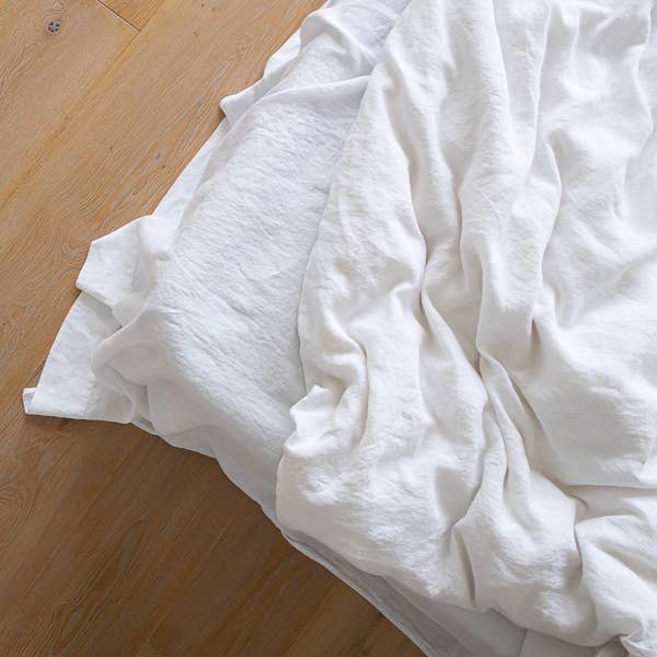Linen Flat Sheet Optical White Stone Washed: KING (108 x 102)