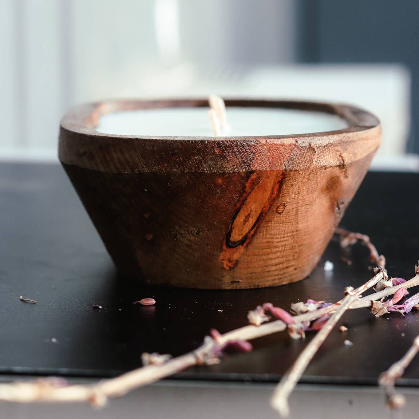 SPRING & SUMMER: 3 Wick Natural Wood Dough Bowl Soy Candle: Vanilla Bean Nectarine