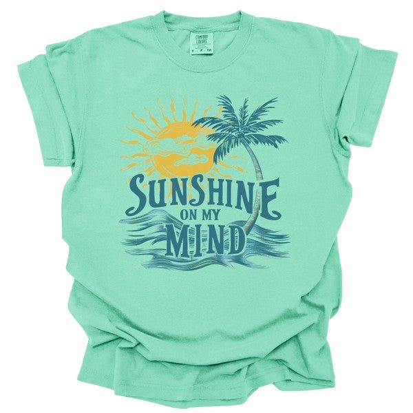 Plus - Sunshine on My Mind Beach Scene Summer Tee — product image