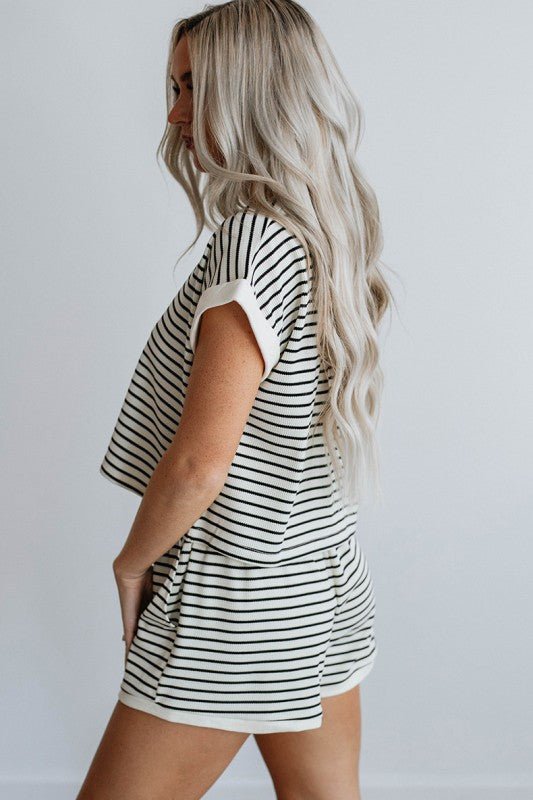 White Stripe Contrast Edge Tee and Shorts Set — product image