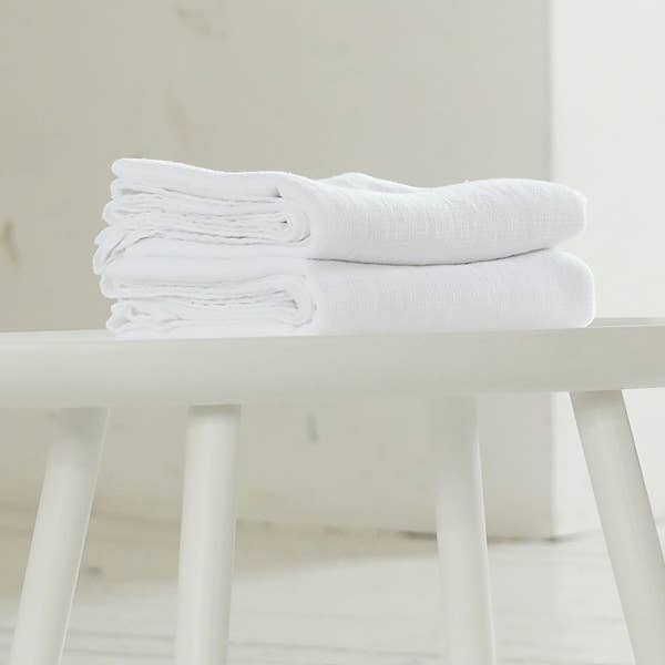 Linen Bath Towel Optical White Washed Waffle: 39 x 63