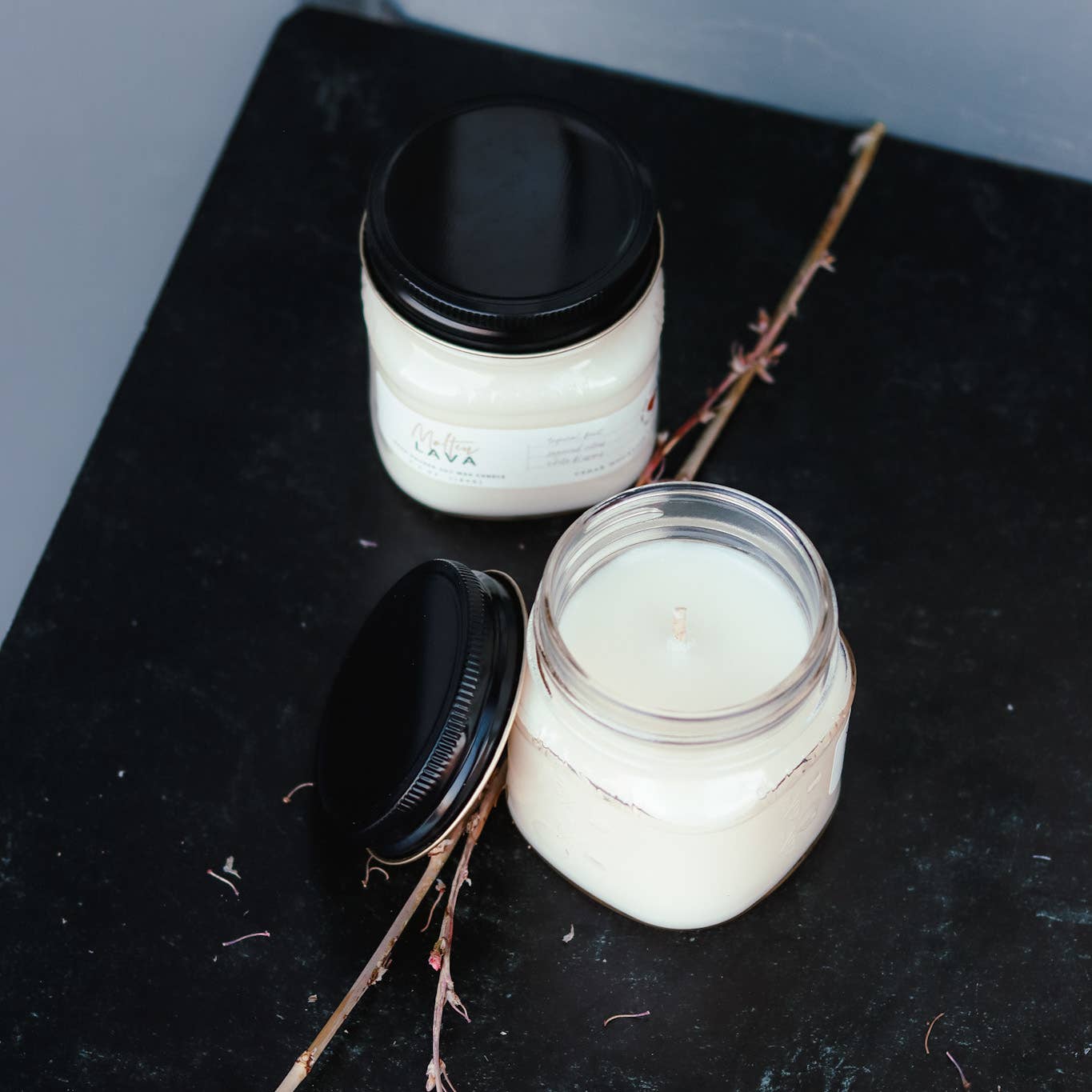 Year Around Favorites - Mason Jar Candles: Lavender / 13 oz