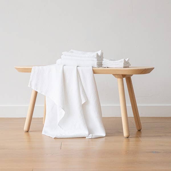 Linen Bath Towel Optical White Washed Waffle: 39 x 63
