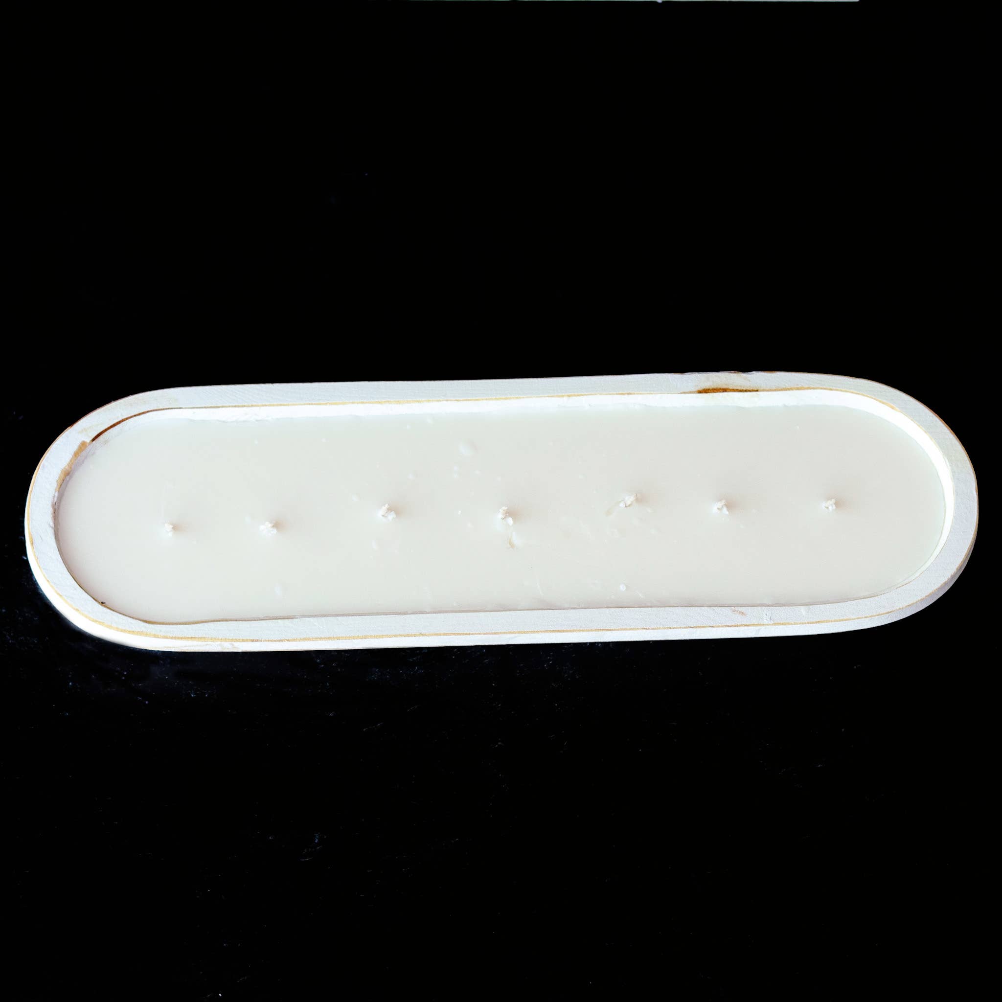 Year Round Favorites - Large 7 Wick Dough Bowl Candle: Natural Wood / Beach Linen