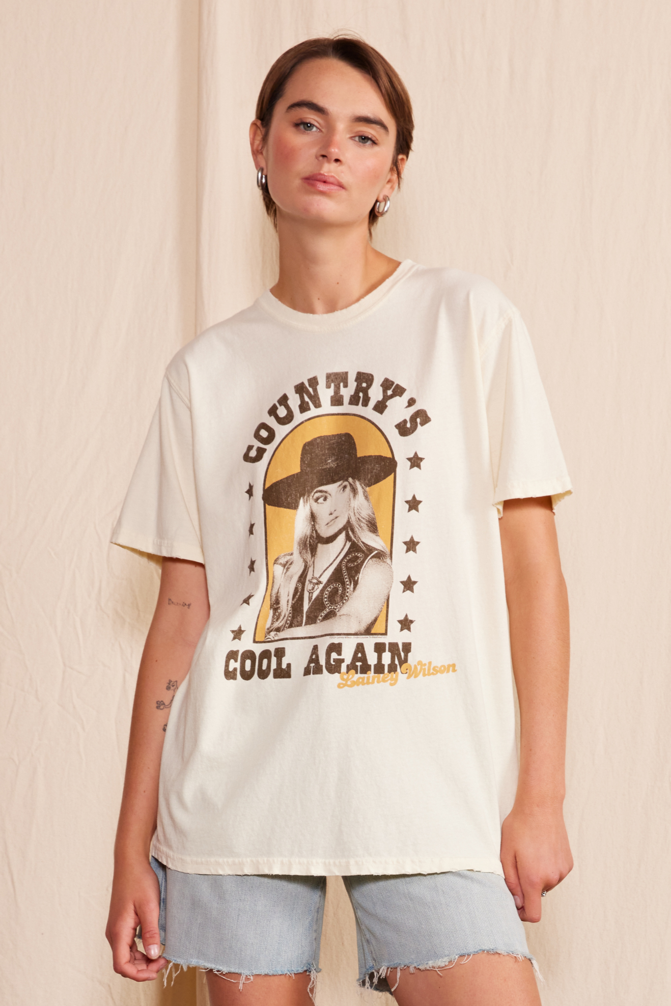 Lainey Wilson Country's Cool Again Tee — product image