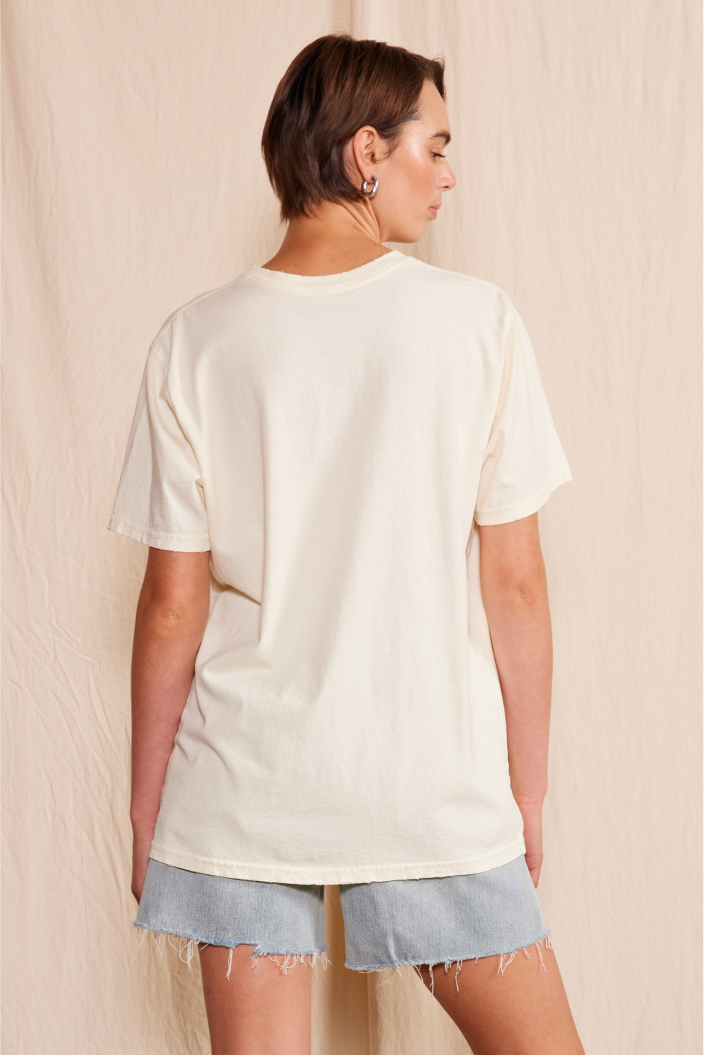 Lainey Wilson Country's Cool Again Tee — product image