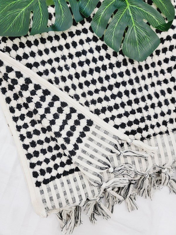 Bath Towels, Organic Turkish Cotton Pom Pom Towels — product image
