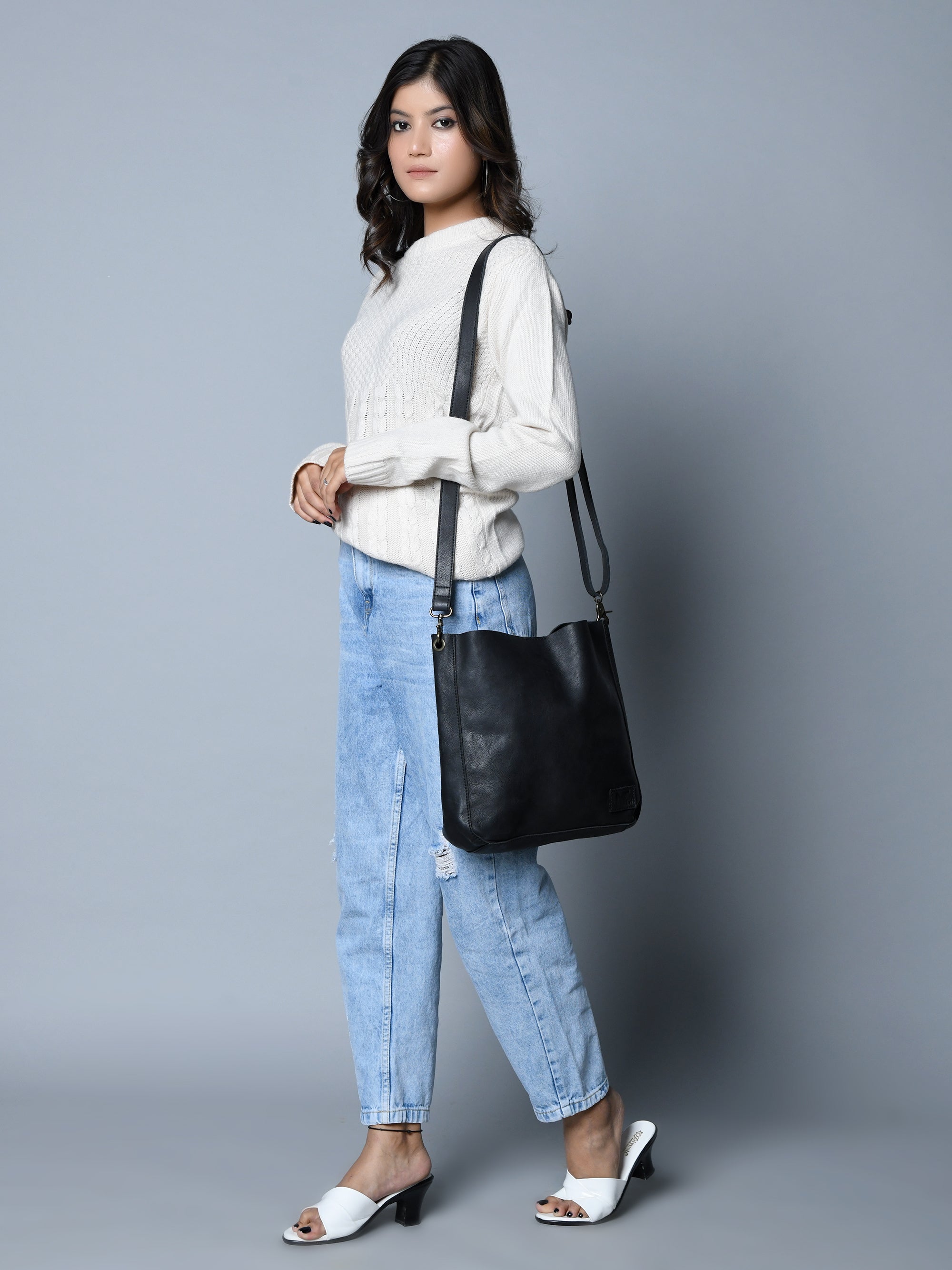 Serenity Everyday Crossbody Sling, Black — product image
