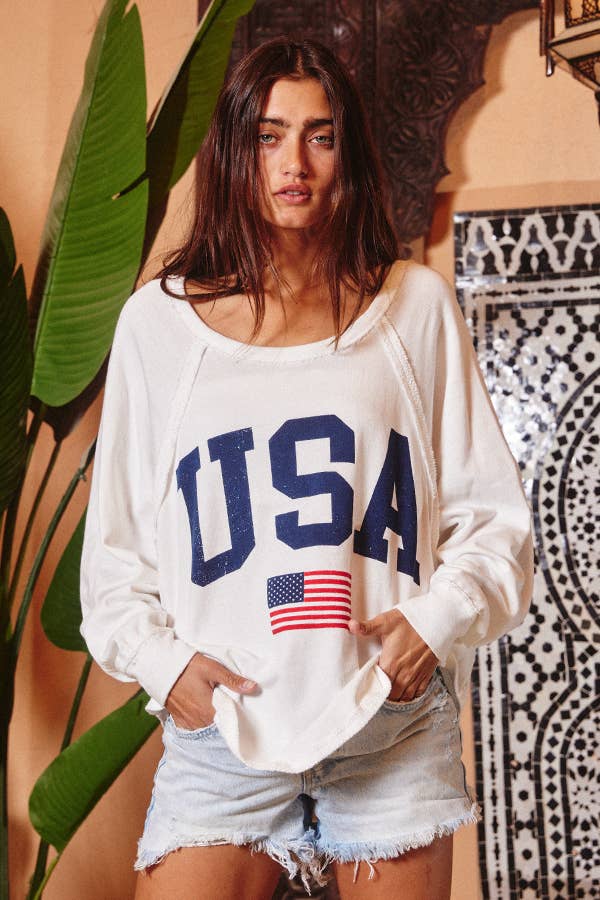 T1139-1B Graphic Semi- Crop Top, Gameday: OFF WHITE / S-M-L (2-2-2)