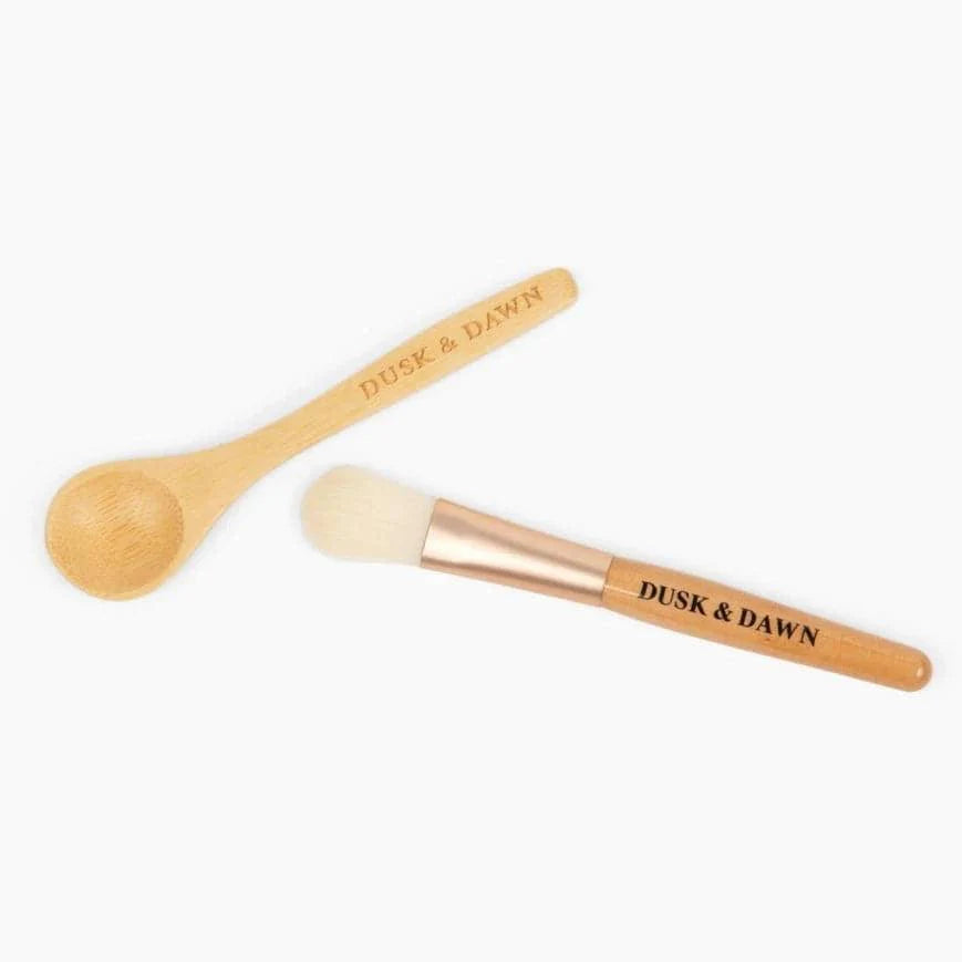 Brush + Spoon Set For Clay Mask Application.