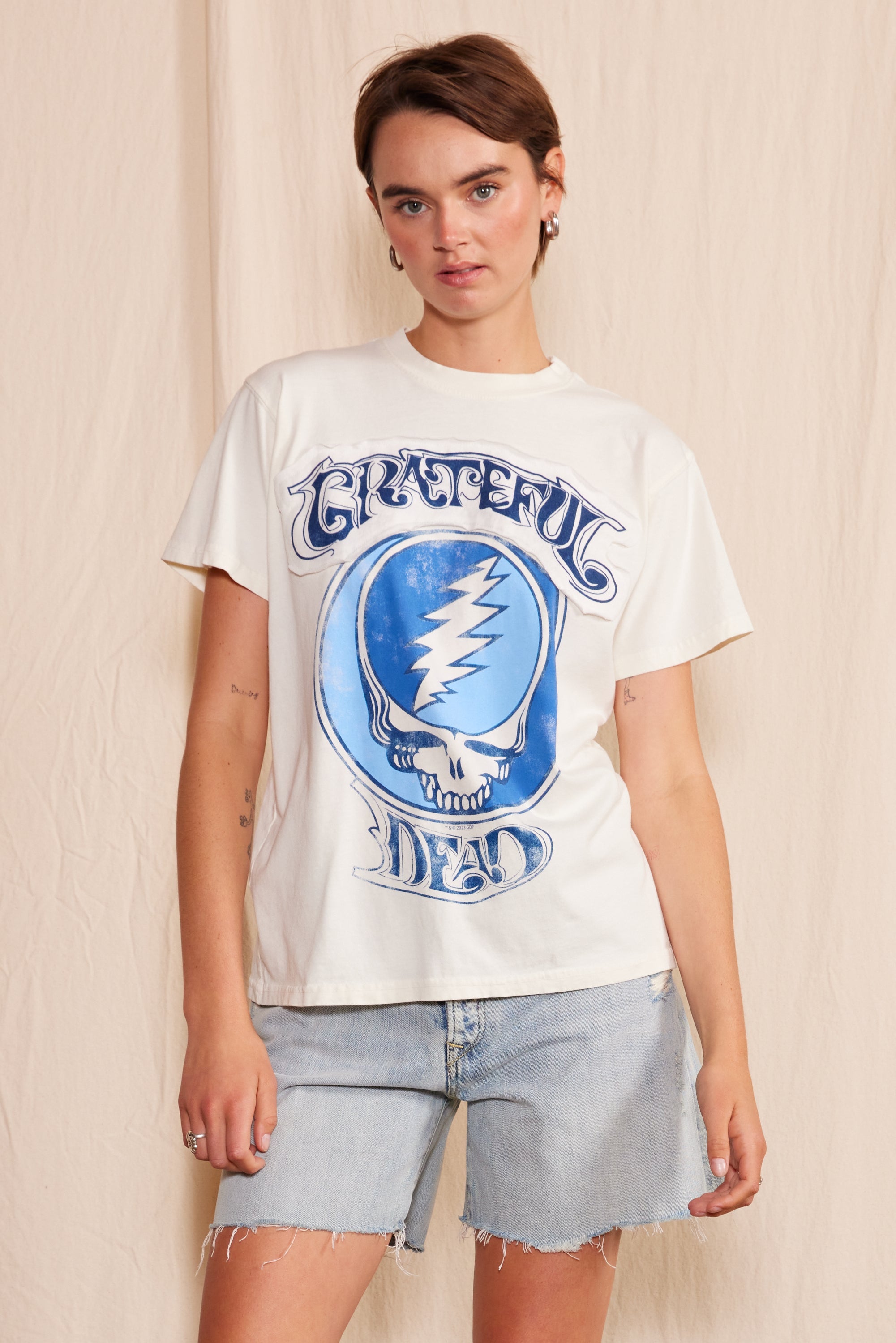 Grateful Dead Stella Blue Tee — product image
