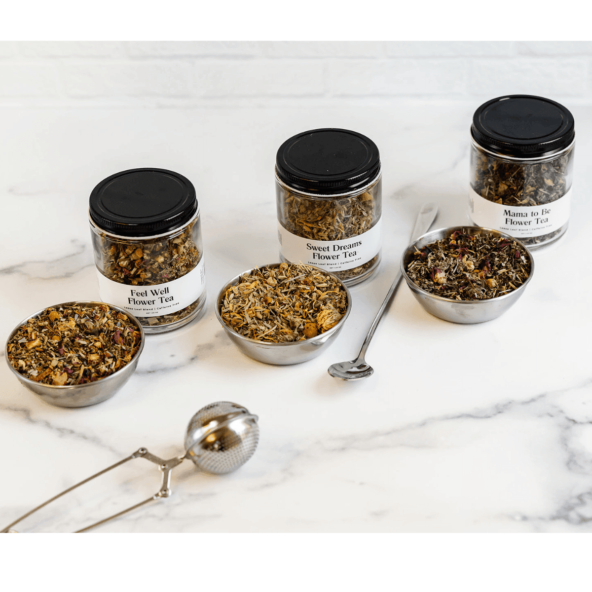 Stainless Steel Tea Strainer & Infuser with Handle.