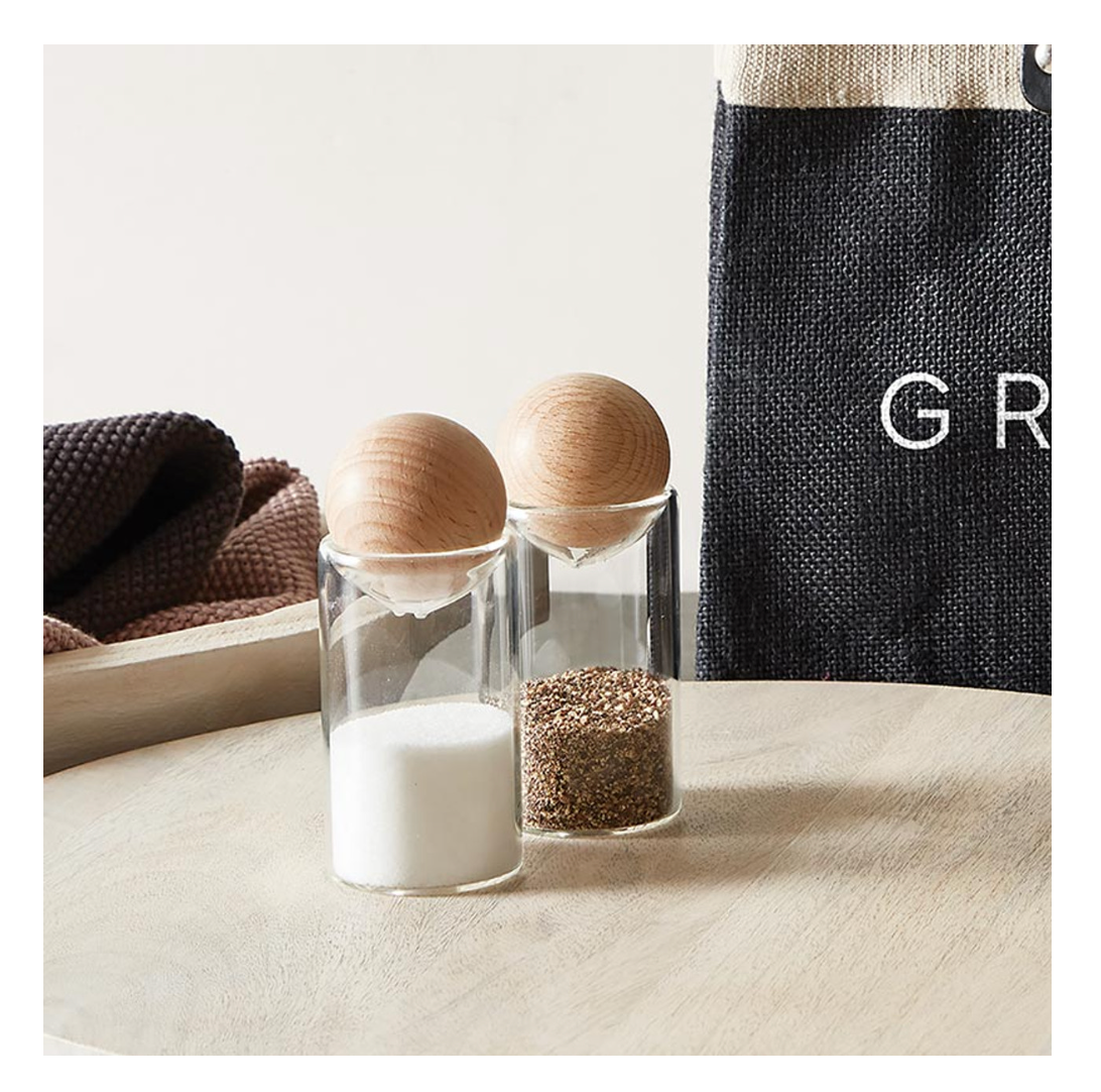 Glass Salt Pepper Shakers L6739