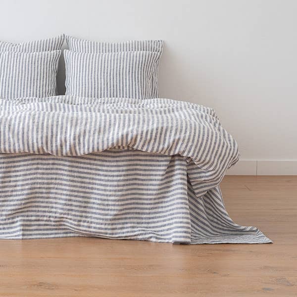 Linen Duvet Indigo Ticking Stripe: KING (104 x 86)
