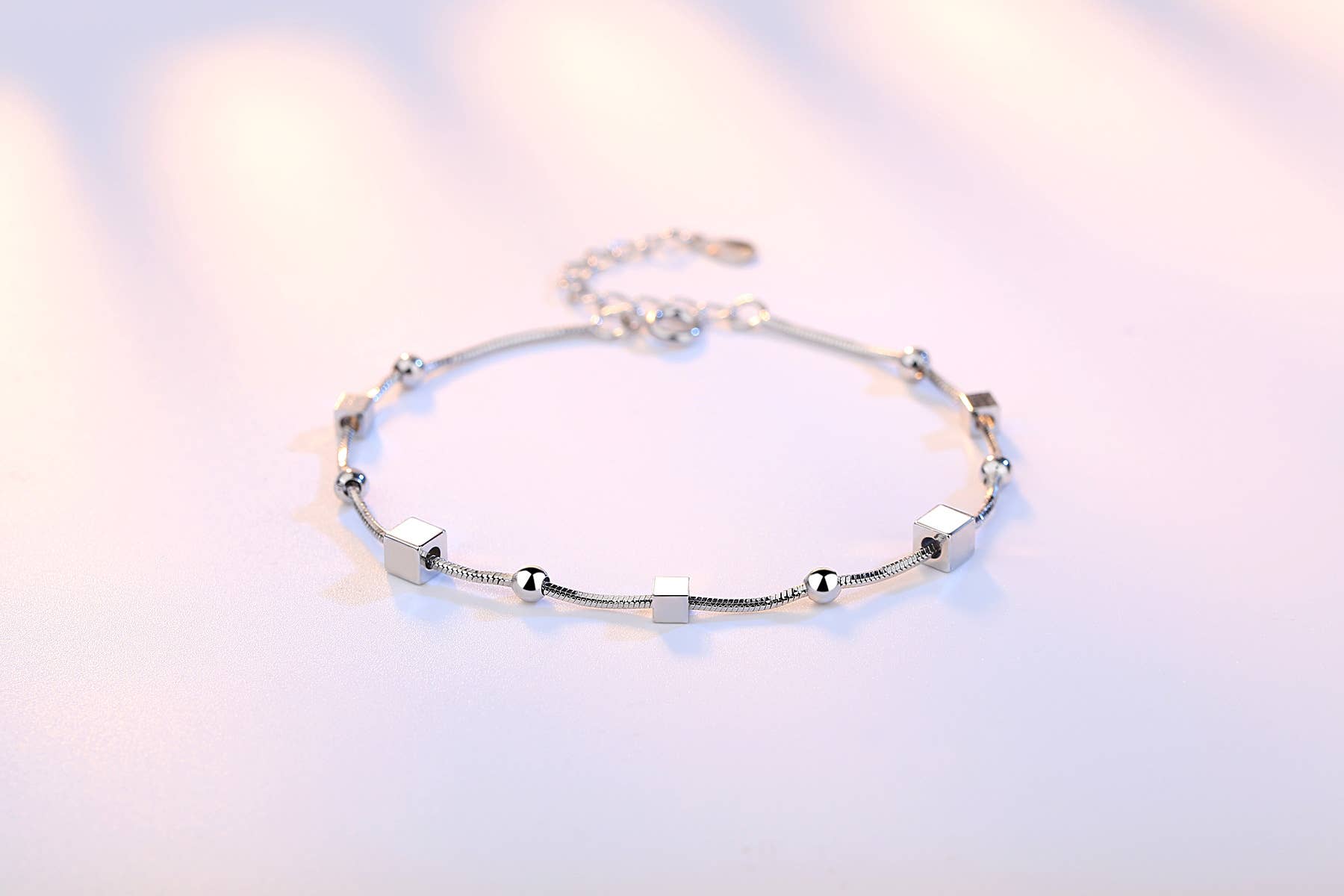 Jewelry Fashion Woman Bracelet Simple and Fresh Bracelet: Five-pointed star
