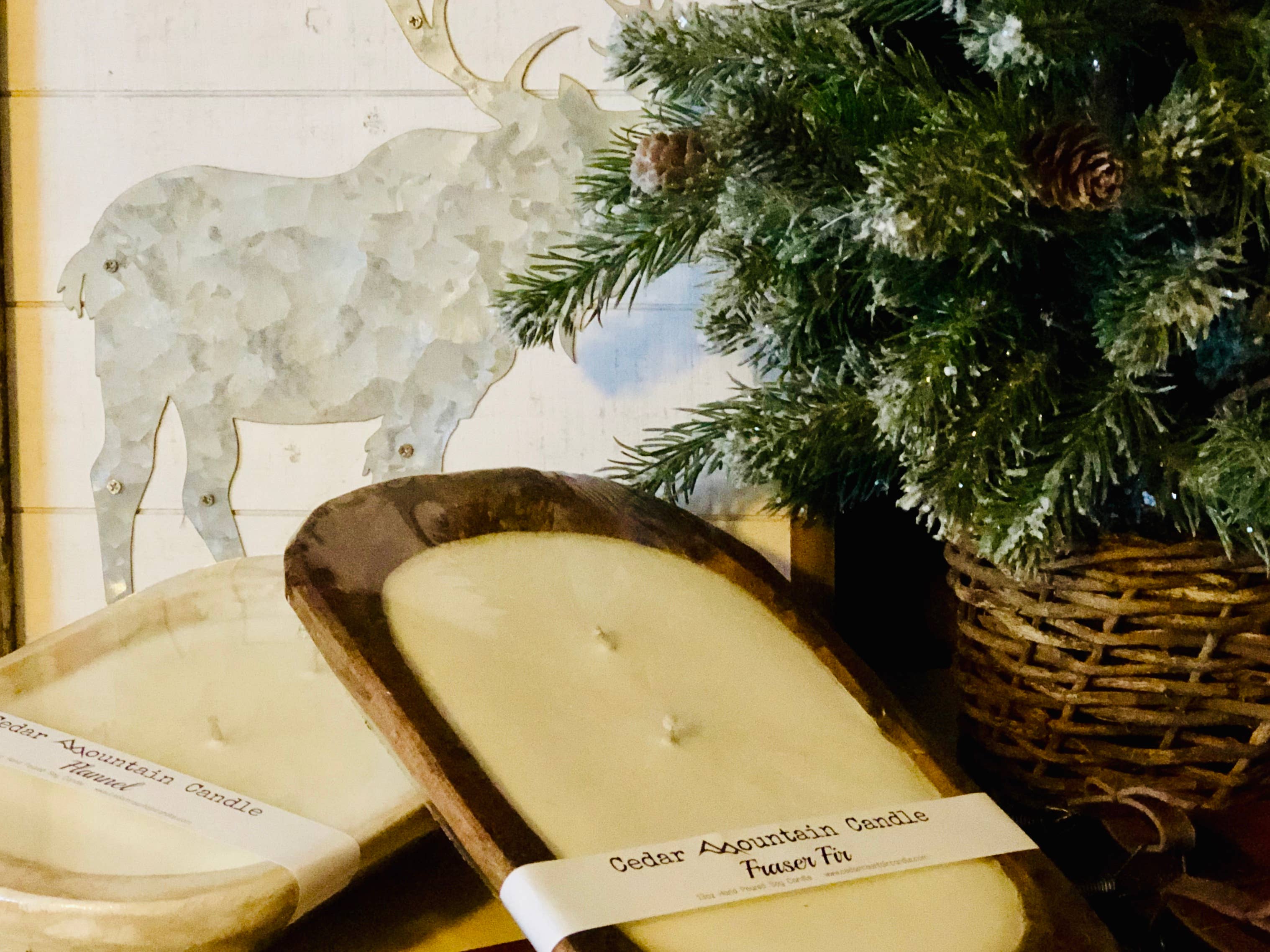 Winter & Holiday 3 Wick Dough Bowl Soy Candles: Natural Wood / Christmas Hearth