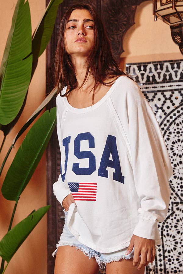 T1139-1B Graphic Semi- Crop Top, Gameday: OFF WHITE / S-M-L (2-2-2)