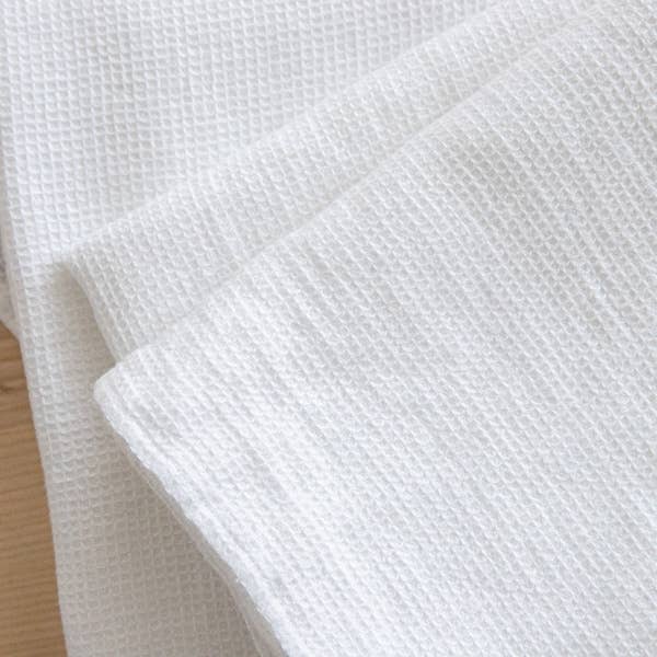 Linen Bath Towel Optical White Washed Waffle: 39 x 63