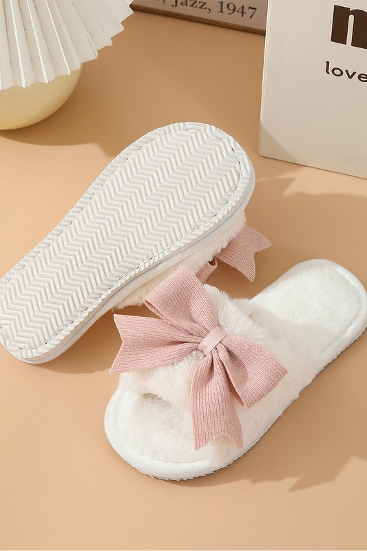 White Bow Knot Decor Open Toe Plush Slippers — product image