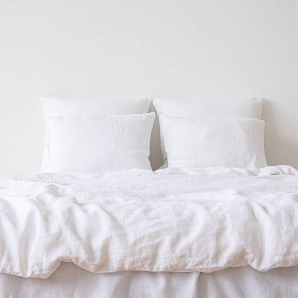 Linen Deep Pocket Fitted Sheet Optical White Stone Washed: TWIN XL (39 x 80 x 18)