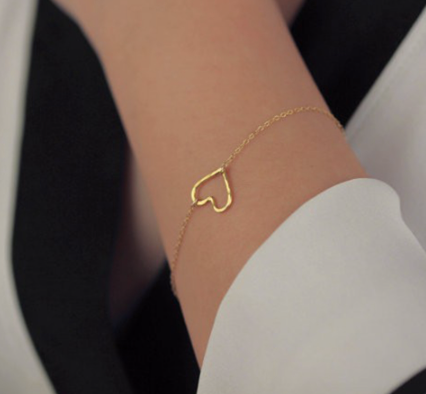 Simple Heart Bracelets: Gold