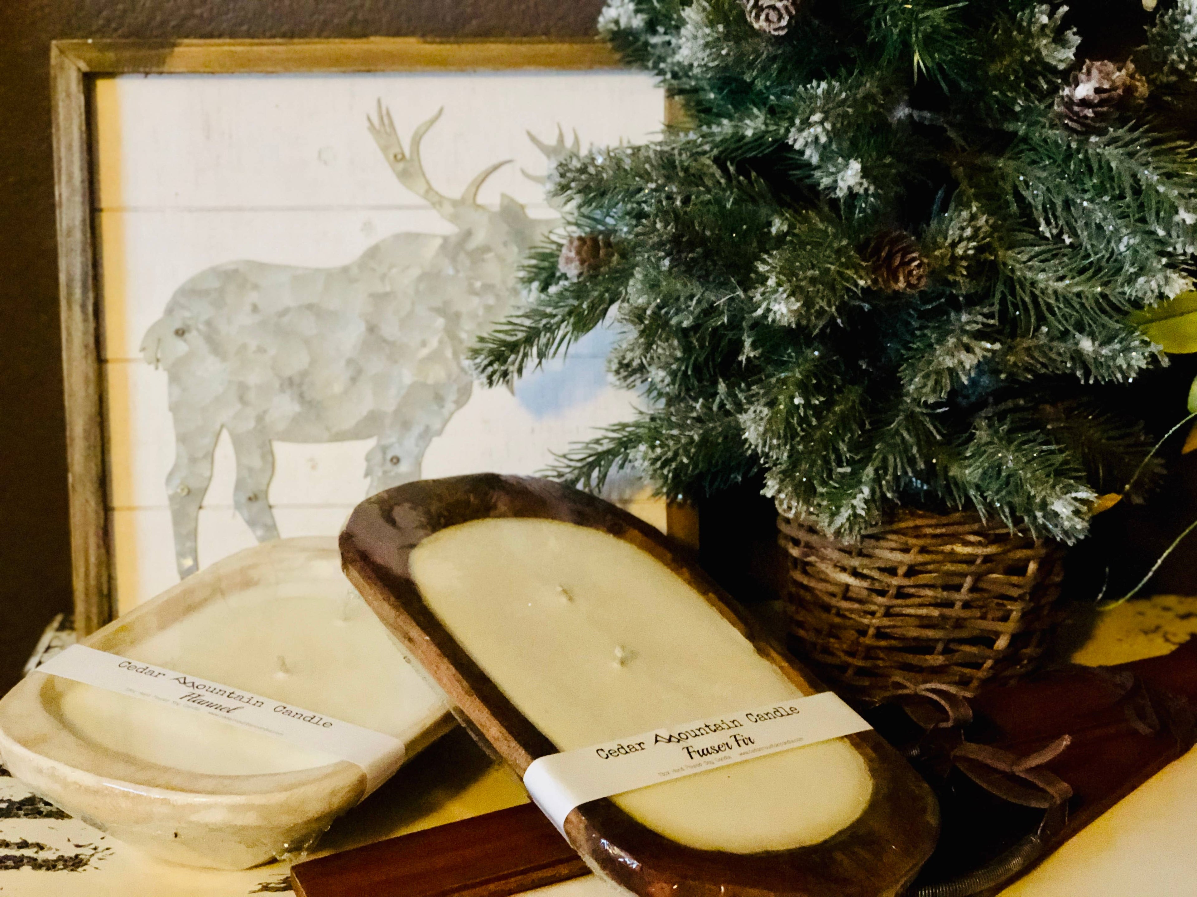 Winter & Holiday 3 Wick Dough Bowl Soy Candles: Natural Wood / Christmas Hearth