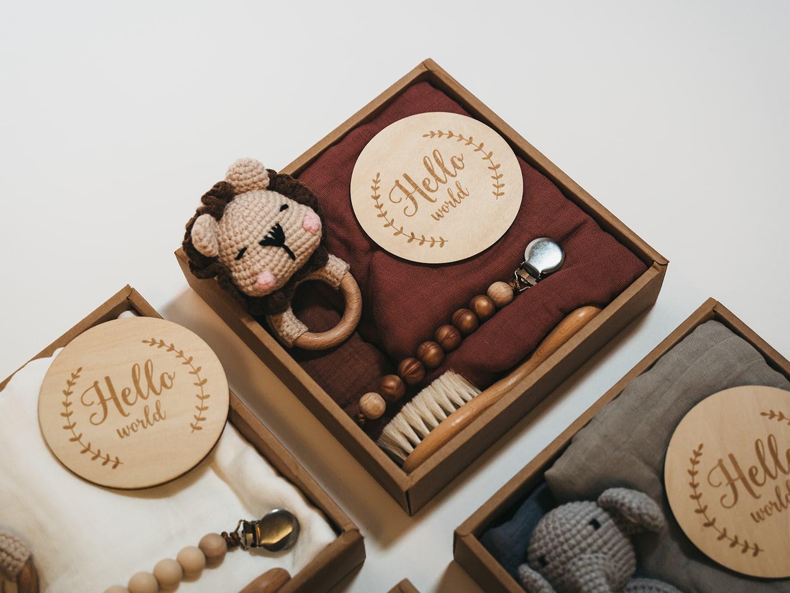 Welcome Baby Gift Set - Maroon.